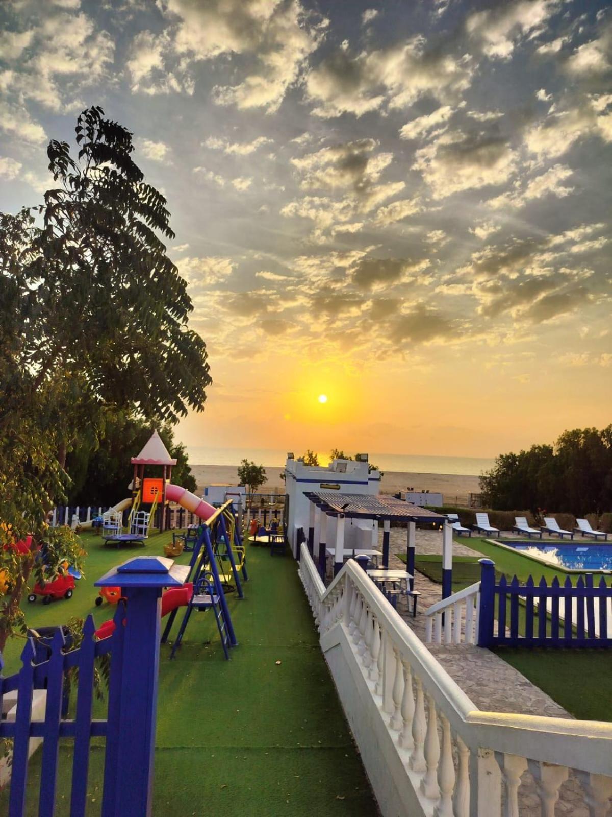 Al-Ashkhara Beach Resort منتجع شاطئ الأشخرة Al Sharqiyah Ngoại thất bức ảnh